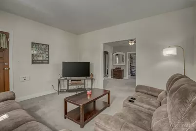 3302 Wardall Avenue, Cheviot, OH 45211 - Photo 4