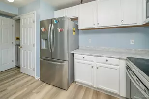 12085 Brookway Dr, Springfield Township, OH 45240 - Photo 10