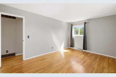 979 Hilliard Drive, Delhi Township, OH 45238 - Photo 24