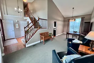 6218 Hedgerow Dr, West Chester, OH 45069 - Photo 10