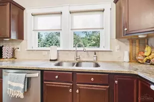 6264 Bona Vista Pl, Cincinnati, OH 45213 - Photo 18
