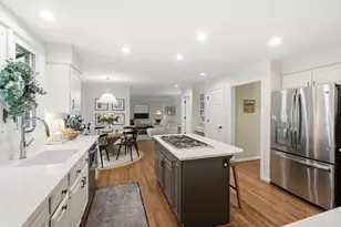 3831 Monets Ln, Evendale, OH 45241 - Photo 16