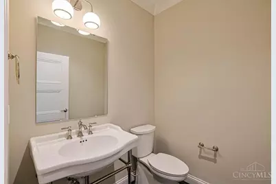 4236 Parkview Drive, Blue Ash, OH 45242 - Photo 10