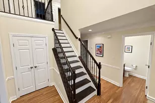3376 Renaissance Blvd, Middletown, OH 45005 - Photo 4