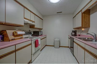 650 Leo Drive, Hamilton, OH 45013 - Photo 22