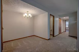 650 Leo Dr, Hamilton, OH 45013 - Photo 6
