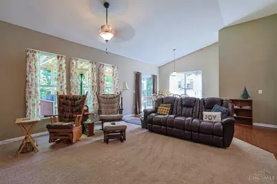 954 London Court, Union Township, OH 45245 - Photo 4