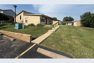 5064 Queenswood Court, West Chester, OH 45011 - Photo 2