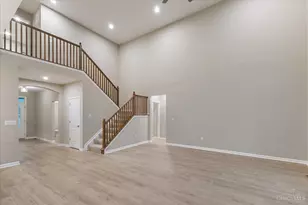 2572 Golden Leaf Dr, Beavercreek, OH 45431 - Photo 10