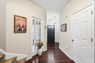 385 Indian Lake Dr, Hamilton Township, OH 45039 - Photo 6