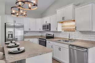 12013 Westland Ct, Colerain Township, OH 45251 - Photo 16