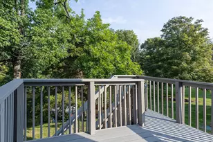 676 Stoneharbor Ln, Hamilton Township, OH 45039 - Photo 8