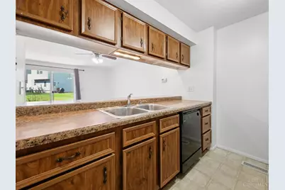 8062 Mill Rock Drive, West Chester, OH 45069 - Photo 10