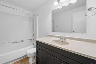 8062 Mill Rock Dr, West Chester, OH 45069 - Photo 16