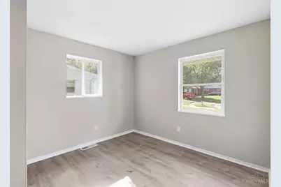 1854 Bluehill Drive, Springfield Township, OH 45240 - Photo 4