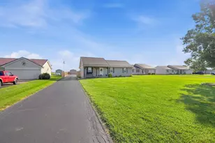 332 Dakins Chapel Rd, Sabina, OH 45169 - Photo 4