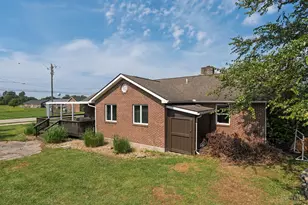 102 Boulder Dr, Sterling Township, OH 45154 - Photo 18
