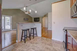 6338 Eagles Lake Dr, Green Township, OH 45248 - Photo 14