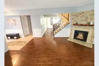 28 Woodcrest Court, Springdale, OH 45246 - Photo 2