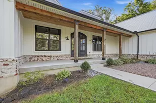 210 Blue Jay Way, Chester Township, OH 45177 - Photo 6
