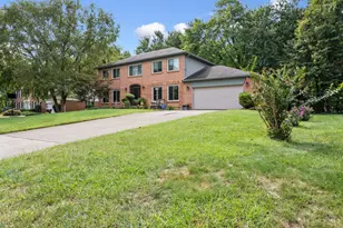 809 Deervalley Dr, Union Township, OH 45245 - Photo 4