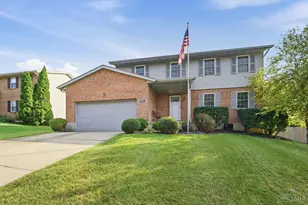 115 Martha Ln, Fairfield, OH 45014 - Photo 1