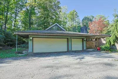 5445 Sherfield Drive, Trotwood, OH 45426 - Photo 2