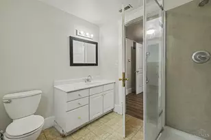 2021 Burnet Ave, Cincinnati, OH 45219 - Photo 14