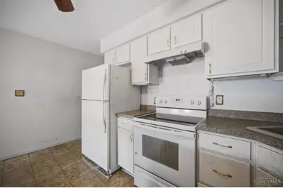 1931 Circle Kelly Jo Street, Middletown, OH 45044 - Photo 16
