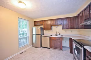 8081 Hetz Dr, Sycamore Township, OH 45242 - Photo 14