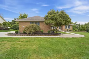 6515 Canterbury Dr, Middletown, OH 45005 - Photo 1