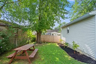 7817 Maple Leaf Dr, Madeira, OH 45243 - Photo 38