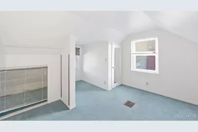 8532 Darnell Avenue, Sycamore Township, OH 45236 - Photo 24