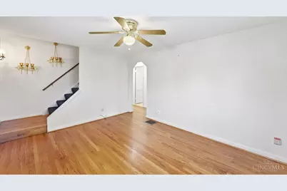 8532 Darnell Avenue, Sycamore Township, OH 45236 - Photo 6