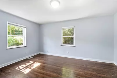 3065 Bracken Woods Lane, Cincinnati, OH 45211 - Photo 18