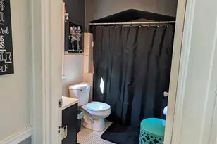 2214 W North Bend Rd, Cincinnati, OH 45239 - Photo 14