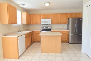 7699 Livingston Dr, Deerfield Township, OH 45040 - Photo 10