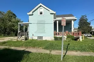1701 De Armand Ave, Cincinnati, OH 45239 - Photo 1