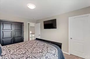 8533 Sweetbay Cir, Colerain Township, OH 45247 - Photo 24