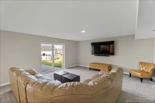 8533 Sweetbay Cir, Colerain Township, OH 45247 - Photo 40