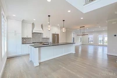 2916 Robertson Avenue, Cincinnati, OH 45209 - Photo 8