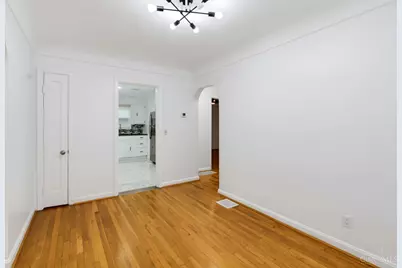 2034 Sundale Ave, Cincinnati, OH 45239 - Photo 6