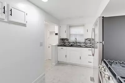 2034 Sundale Ave, Cincinnati, OH 45239 - Photo 8