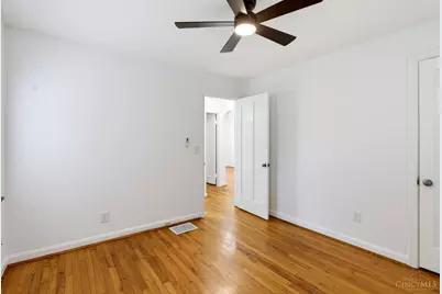 2034 Sundale Ave, Cincinnati, OH 45239 - Photo 14