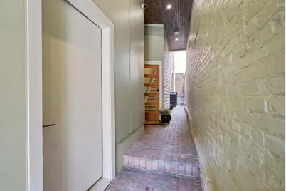 208 Wade Street, Cincinnati, OH 45202 - Photo 44