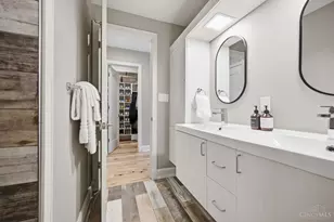 208 Wade St, Cincinnati, OH 45202 - Photo 24