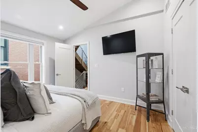 208 Wade Street, Cincinnati, OH 45202 - Photo 28