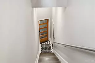 208 Wade St, Cincinnati, OH 45202 - Photo 4