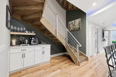 208 Wade Street, Cincinnati, OH 45202 - Photo 12