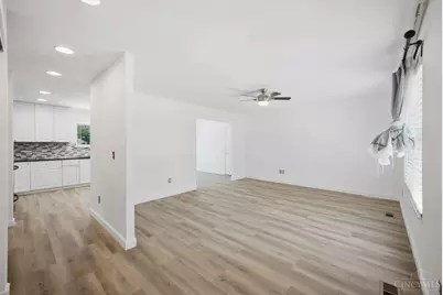 8130 Brucehills Drive, West Chester, OH 45069 - Photo 6